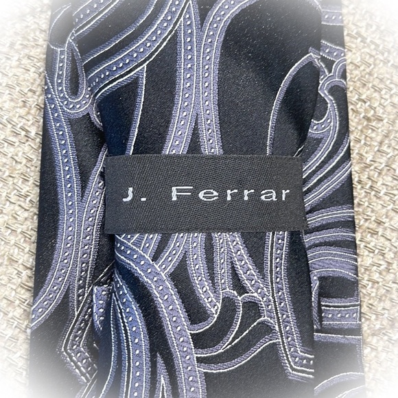 💕Very Handsome Black & White Mens Silk Tie💕 - Picture 4 of 12